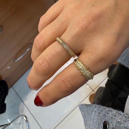 14 Carat Gold Modern Striped Ring - CNG Jewels (1)