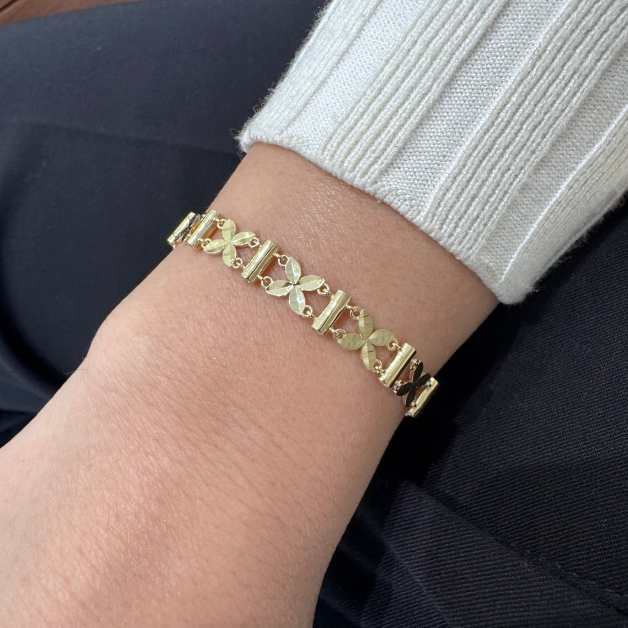 14 Ayar Altın Tasarım Parlak Kelebek Bileklik - CNG Jewels (1)