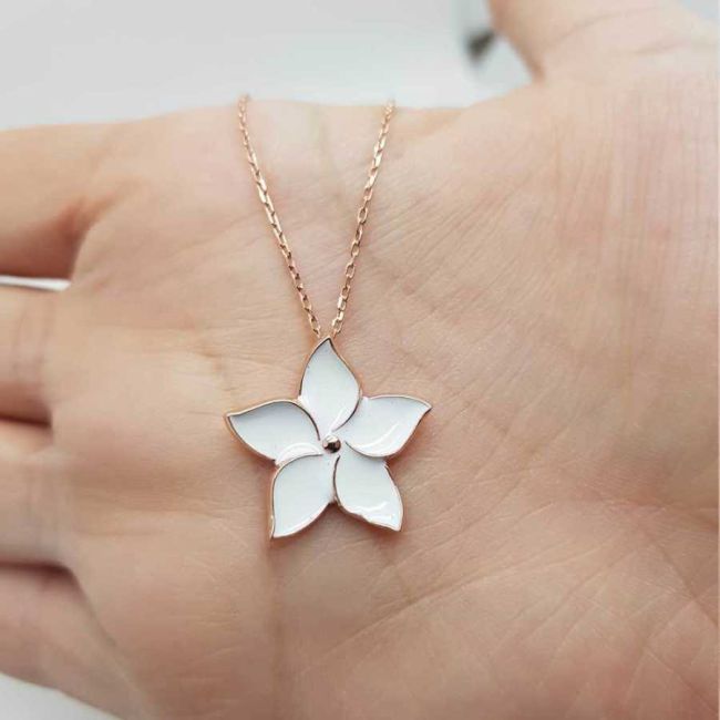 Beyaz Menekşe Çiçeği Gümüş Kadın Kolye - 2