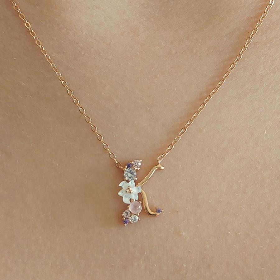 Çiçekli K Harfi Gümüş Kadın Kolye - CNG Jewels