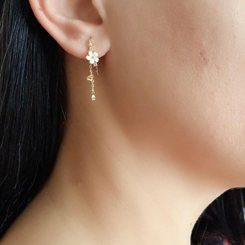 CNG Jewels - Çiçekli Sedef Sallantılı Gold Gümüş Bayan Küpe