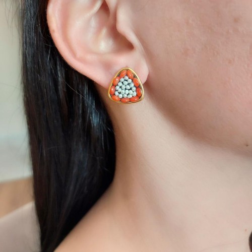 Design Triangle Coral and Natural Pearl Earrings - Thumbnail