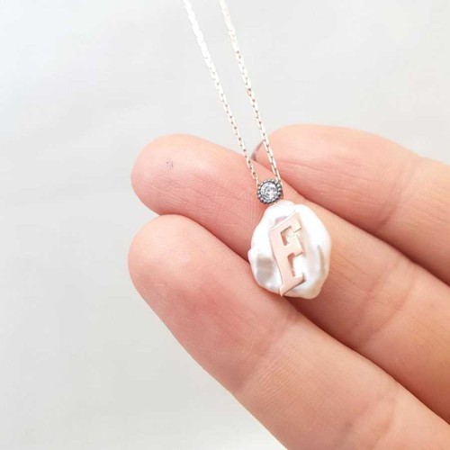 Doğal İnci Üzeri F Harfi Gümüş Kadın Kolye - 1