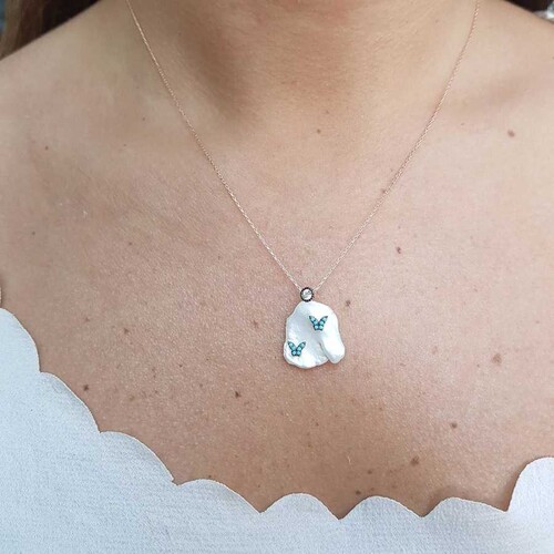 CNG Jewels - Doğal İnci Üzeri Turkuaz Taşlı İki Kelebek Gümüş Bayan Kolye