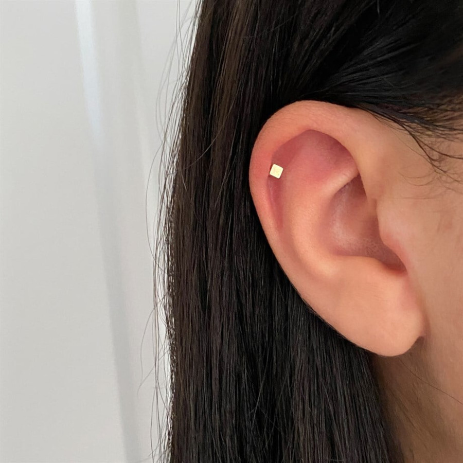 Kare Taşsız Altın Helix Piercing - CNG Jewels (1)