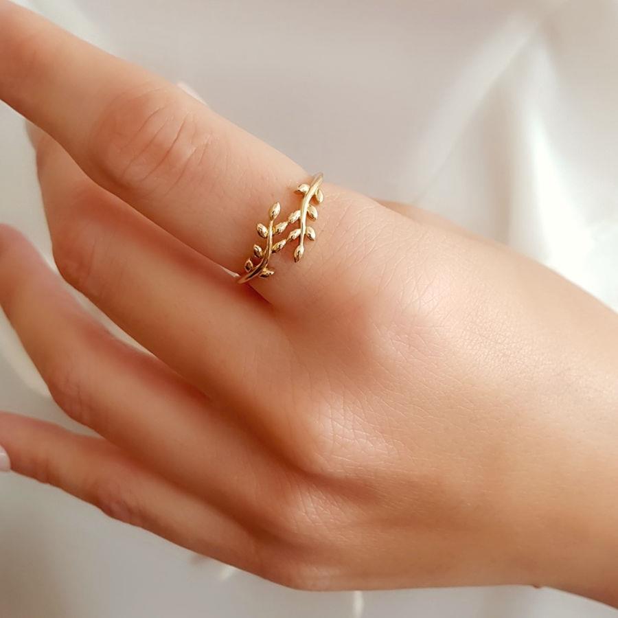 Laurel Leaf Gold Ring - 3