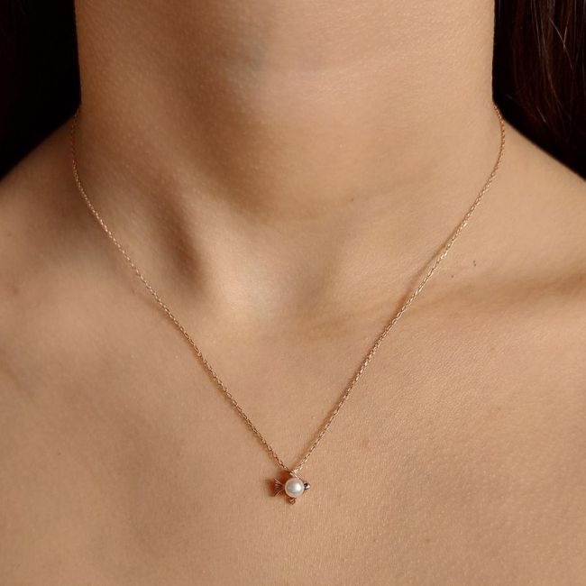 Minik İncili Balık Gümüş Kadın Kolye - 2