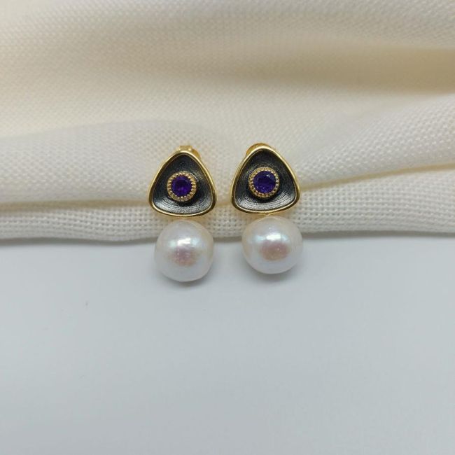 Perla Viola Silver Earrings