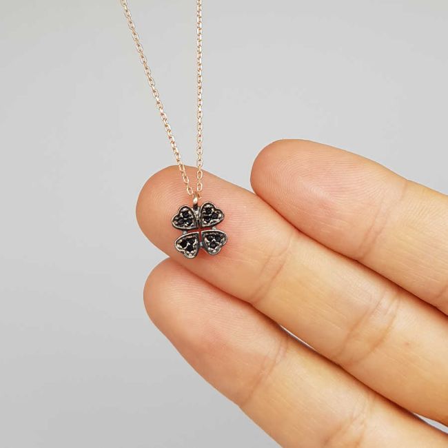 Siyah Taşlı Minimal Dört Yaprak Yonca Gümüş Kolye - 2