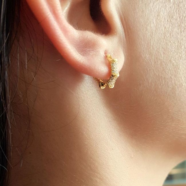 Taşlı Çivili Halka Gold Gümüş Kadın Küpe - 1