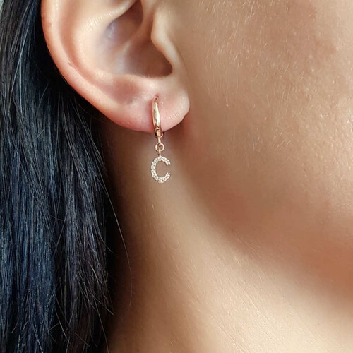 Taşlı Harf Sallantılı Gümüş Halka Küpe - 5