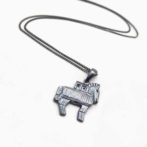 Taşsız Mat Siyah Truva Atı Gümüş Erkek Kolye - CNG Jewels